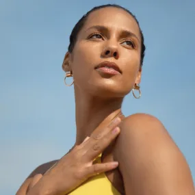 Alicia Keys in Linked Hoops