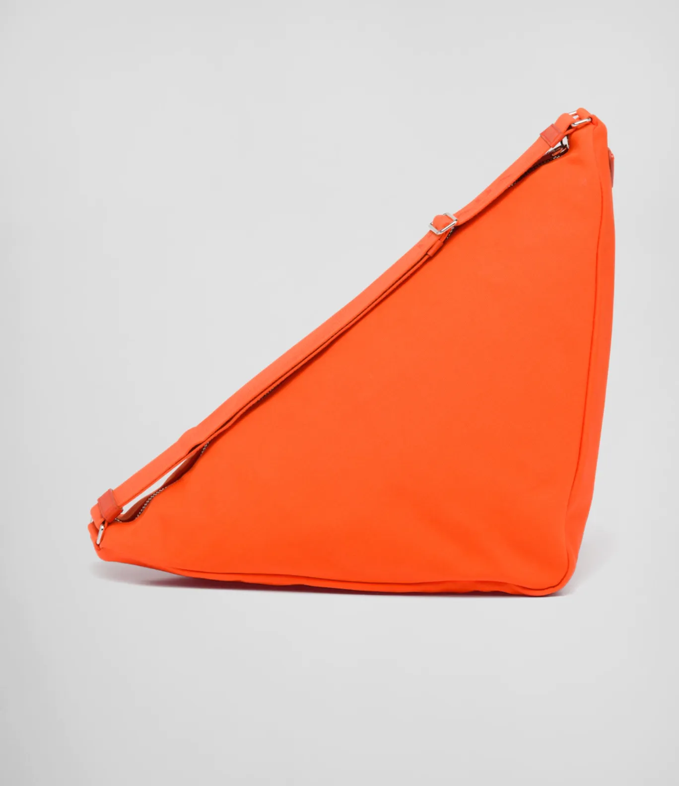 CANVAS TRIANGLE SHOULDER BAG LARGE - ORANGE