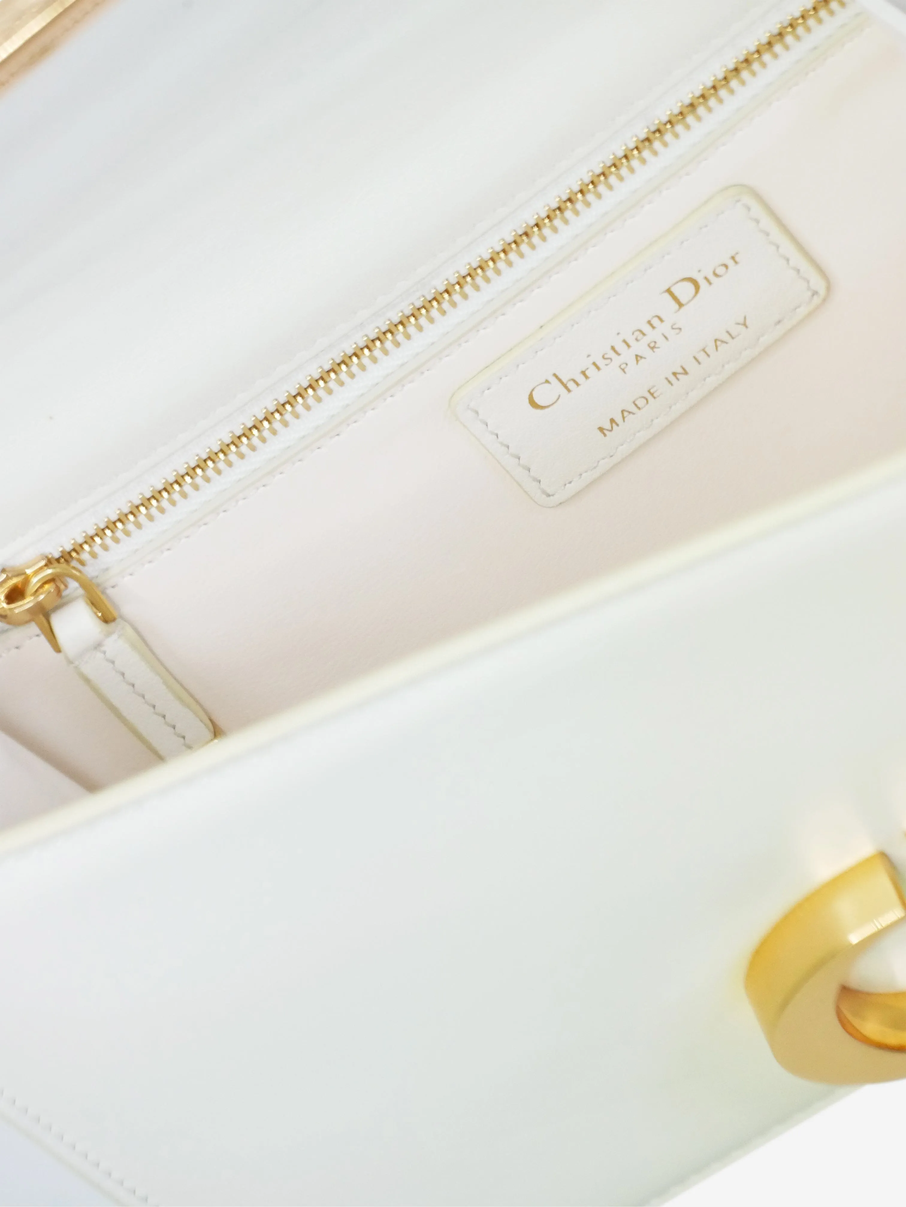 Cream 2019 30 Montaigne gold hardware shoulder bag