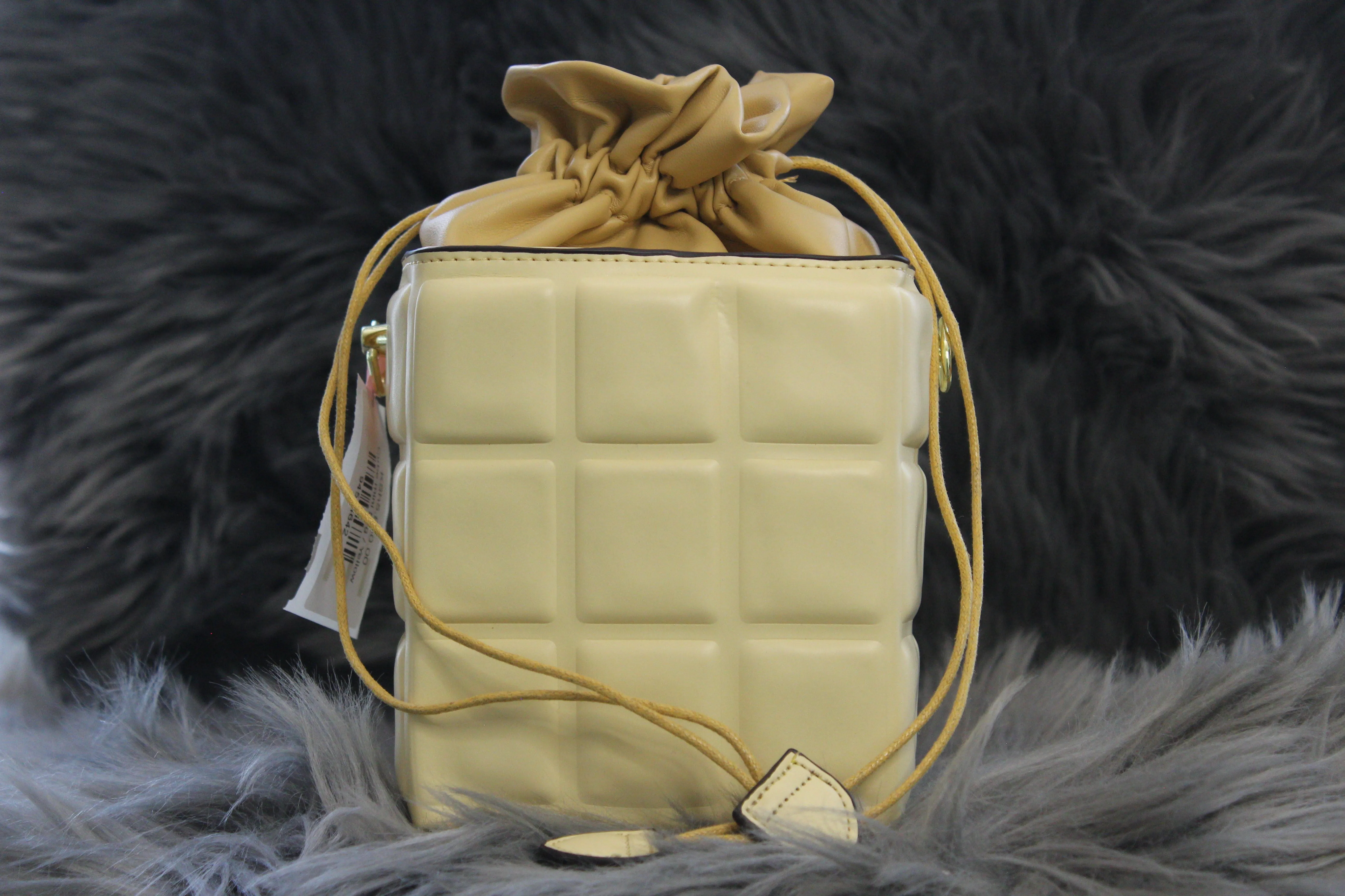 Cube mini bag